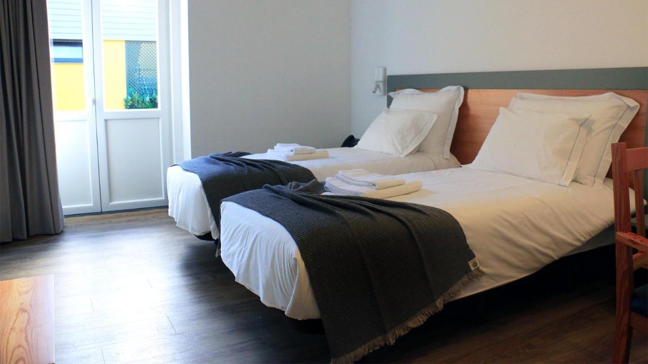 Alianca Cafe & Hostel Angra do Heroismo Ngoại thất bức ảnh